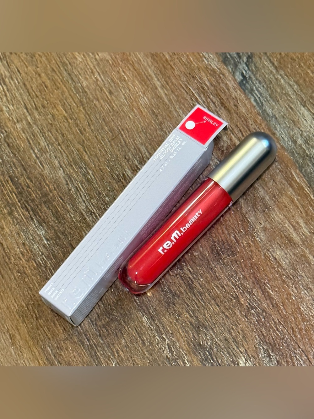r.e.m. beauty Drip Glossy Balm - Shirley